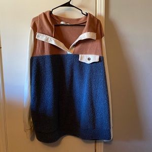 Pull over sweatshirt